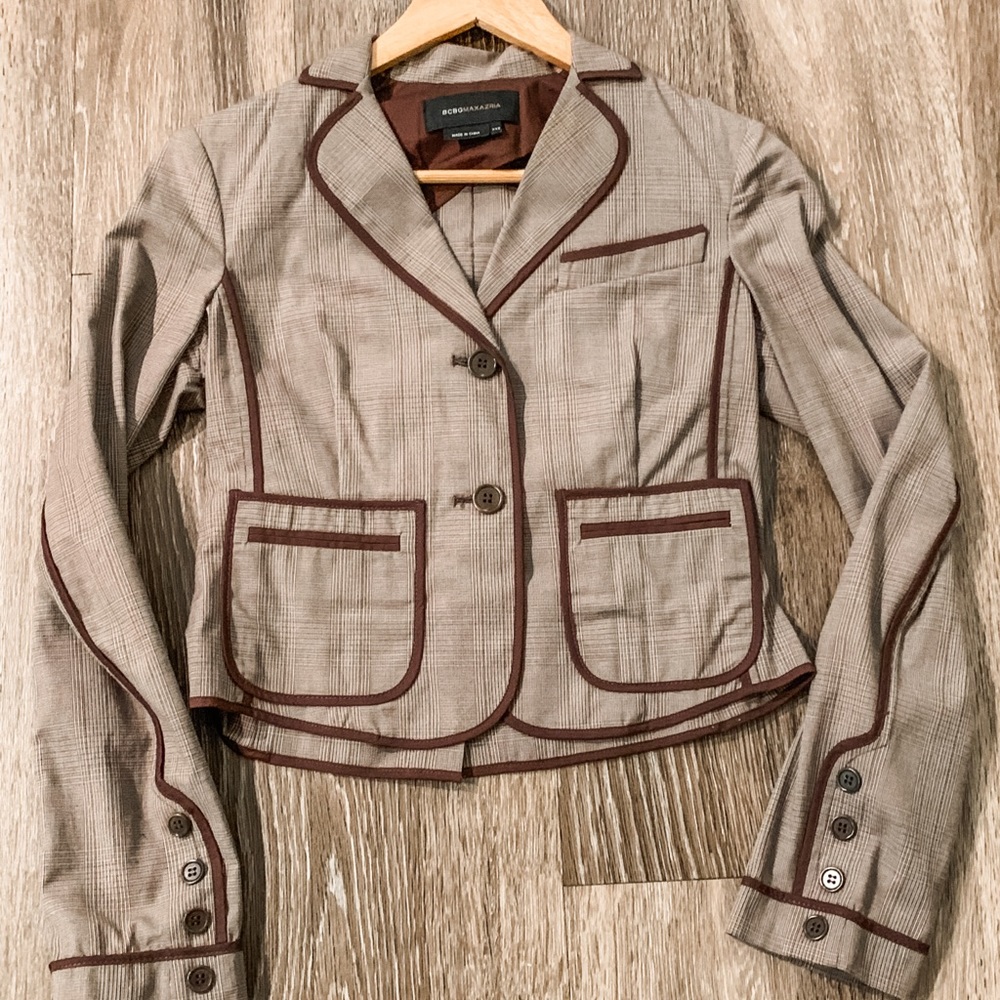 Bcbg maxazria XXS brown blazer